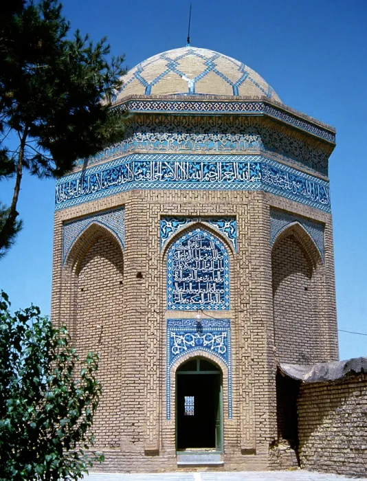 Framed Print : Hexagonal mausoleum of Emamzadeh Jafar, Isfahan, Iran, 2000. Creator: Unknown Framed Print : Hexagonal mausoleum of Emamzadeh Jafar, Isfahan, Iran, 2000. Creator: Unknown