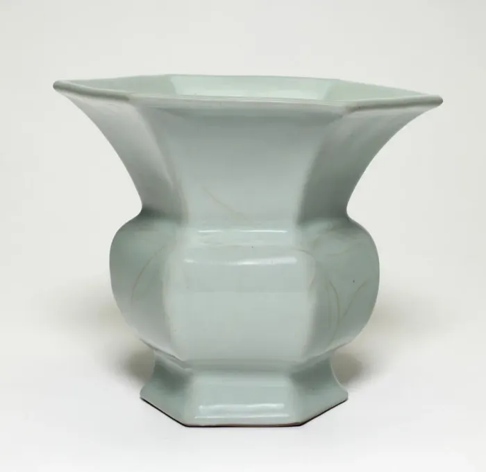 Framed Print : Hexagonal Vase, Qing dynasty (1644-1911), 18th / 19th century. Creator: Unknown Framed Print : Hexagonal Vase, Qing dynasty (1644-1911), 18th / 19th century. Creator: Unknown