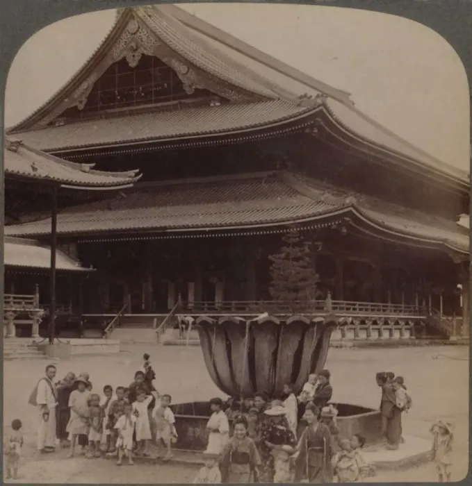 Framed Print : Higashi Hongwanji, largest Buddhist temple in Japan just rebuilt, Kyoto, 1904 Framed Print : Higashi Hongwanji, largest Buddhist temple in Japan just rebuilt, Kyoto, 1904