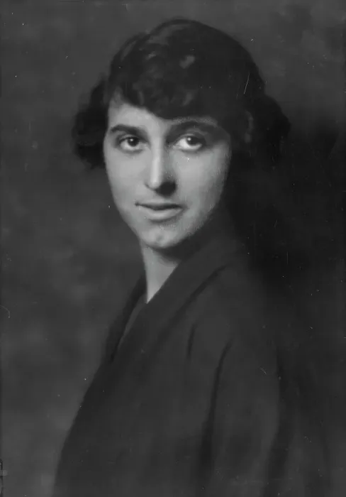 Framed Print : Hirsch, N. Miss, portrait photograph, 1915 Oct. 30. Creator: Arnold Genthe Framed Print : Hirsch, N. Miss, portrait photograph, 1915 Oct. 30. Creator: Arnold Genthe