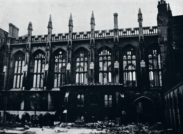 Framed Print : The Historic Hall in the Inner Temple completely gutted by fire, 1941 Framed Print : The Historic Hall in the Inner Temple completely gutted by fire, 1941