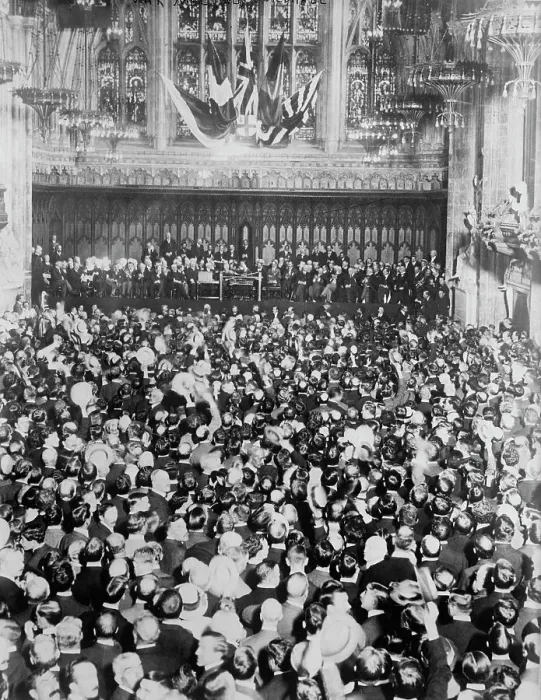 Framed Print : Historic Meeting in London, 4 Sept 1914. Creator: Bain News Service Framed Print : Historic Meeting in London, 4 Sept 1914. Creator: Bain News Service