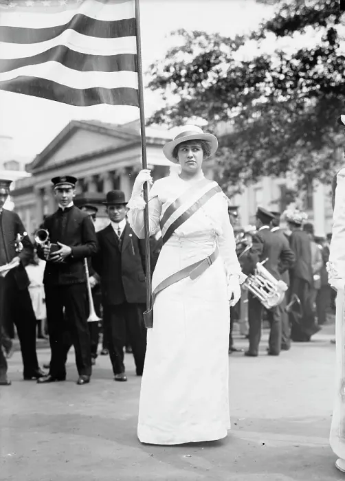 Framed Print : Hitchcock, Helen, Woman Suffragette, 1914. Creator: Harris & Ewing. Hitchcock, Helen, Woman Suffragette, 1914. Creator: Harris & Ewing Framed Print : Hitchcock, Helen, Woman Suffragette, 1914. Creator: Harris & Ewing. Hitchcock, Helen, Woman Suffragette, 1914. Creator: Harris & Ewing