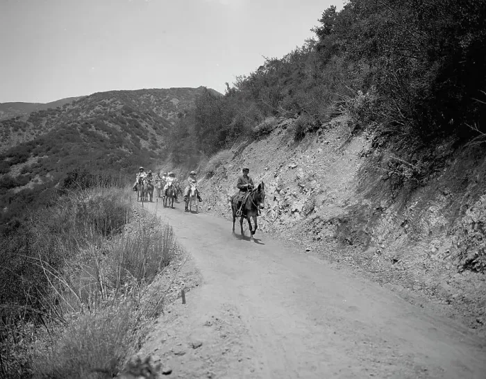 Framed Print : Hitting the trail, c.between 1910 and 1920. Creator: Unknown Framed Print : Hitting the trail, c.between 1910 and 1920. Creator: Unknown