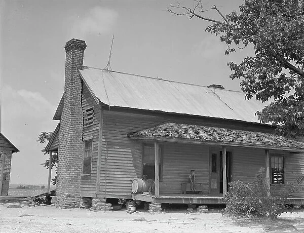 Home of sharecropper family near Chesnee, South Carolina, 1937. Creator: Dorothea Lange