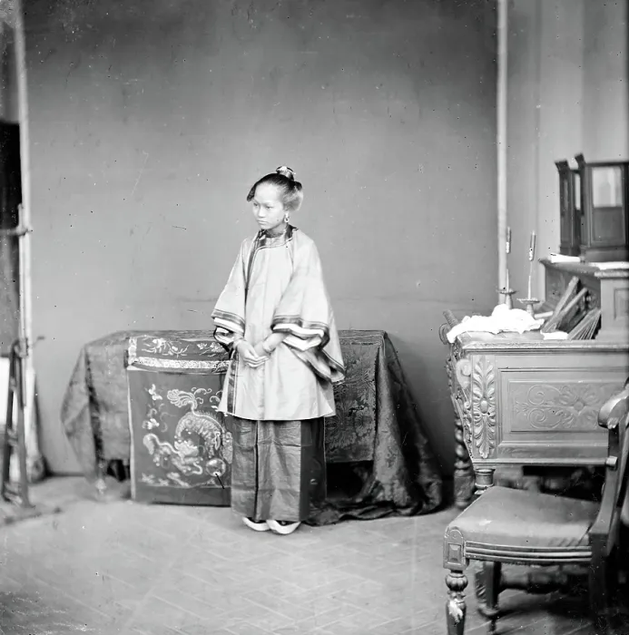 Framed Print : Hong Kong: a Cantonese lady, 1869-1871. Creator: John Thomson