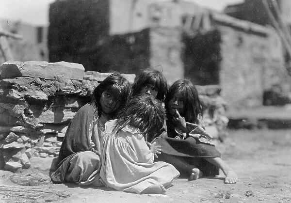 Hopi children, c1905. Creator: Edward Sheriff Curtis