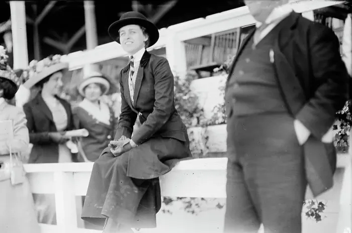 Framed Print : Horse Show - Rasmussen, Miss Elen, 1911. Creator: Harris & Ewing. Horse Show - Rasmussen, Miss Elen, 1911. Creator: Harris & Ewing