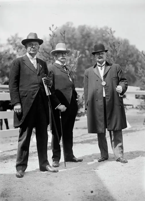 Framed Print : Horse Shows - Judge W.H. Moore; Gen. N.A. Miles; P.V. Degraw, 1911. Creator: Harris & Ewing. Horse Shows - Judge W.H. Moore; Gen. N.A. Miles; P.V. Degraw, 1911. Creator: Harris & Ewing Framed Print : Horse Shows - Judge W.H. Moore; Gen. N.A. Miles; P.V. Degraw, 1911. Creator: Harris & Ewing. Horse Shows - Judge W.H. Moore; Gen. N.A. Miles; P.V. Degraw, 1911. Creator: Harris & Ewing