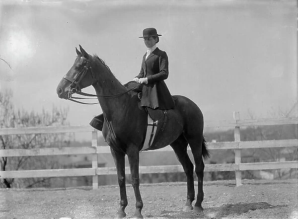 Horse Shows - Miss Harriet T. Wadsworth, 1911. Creator: Harris & Ewing. Horse Shows - Miss Harriet T. Wadsworth, 1911. Creator: Harris & Ewing
