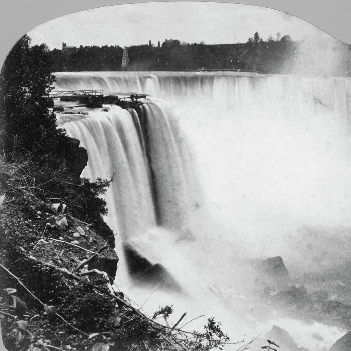 Framed Print : Horseshoe Falls as seen from Goat Island, Niagara Falls, early 20th century. Artist: George Barker Framed Print : Horseshoe Falls as seen from Goat Island, Niagara Falls, early 20th century. Artist: George Barker