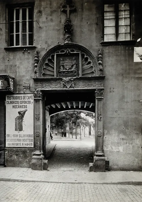 Framed Print : Hospital de la Santa Cruz, Barcelona: the door leading through to the courtyard, c1900. Creator: Unknown Framed Print : Hospital de la Santa Cruz, Barcelona: the door leading through to the courtyard, c1900. Creator: Unknown