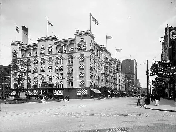 Hotel Cadillac, Detroit, Mich. between 1900 and 1915. Creator: Unknown
