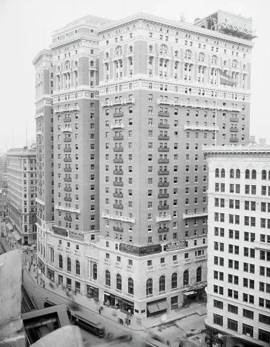 Framed Print : Hotel McAlpin, New York City, between 1910 and 1920. Creator: Unknown Framed Print : Hotel McAlpin, New York City, between 1910 and 1920. Creator: Unknown