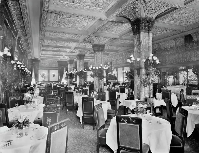 Framed Print : Hotel Netherland, main dining room, New York, N.Y. between 1905 and 1915. Creator: Unknown Framed Print : Hotel Netherland, main dining room, New York, N.Y. between 1905 and 1915. Creator: Unknown