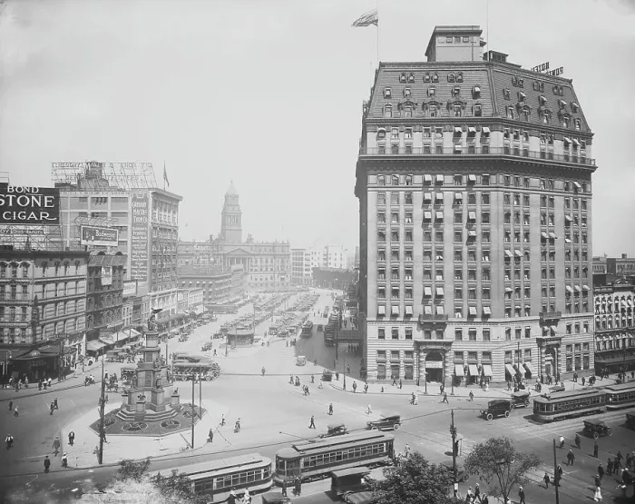 Framed Print : Hotel Pontchartrain and Campus (i.e. Cadillac Square) from City Hall, Detroit, Mich. c.1916-1920. Creator: Unknown Framed Print : Hotel Pontchartrain and Campus (i.e. Cadillac Square) from City Hall, Detroit, Mich. c.1916-1920. Creator: Unknown