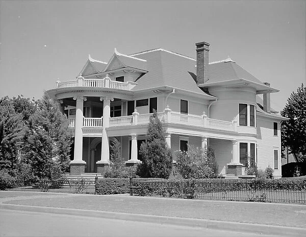 The house that cotton builtEnnis, Texas, 1937. Creator: Dorothea Lange