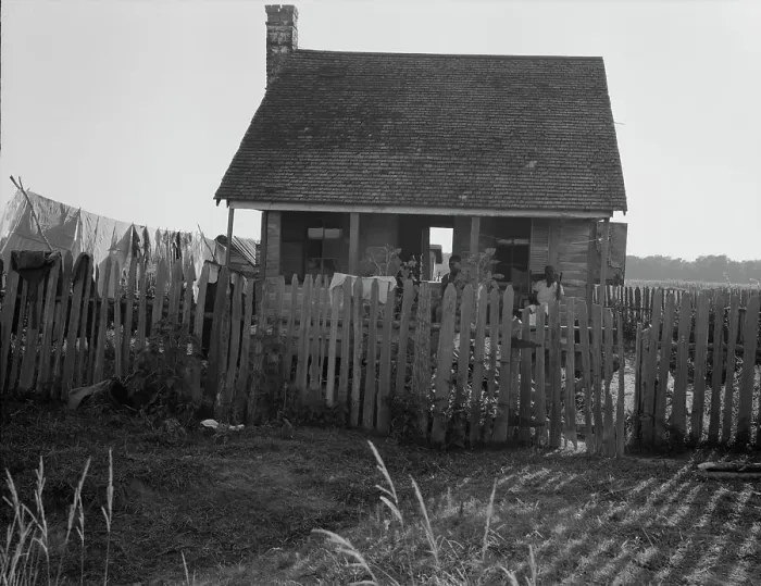 Framed Print : House on a cotton plantation in the Louisiana delta, 1937. Creator: Dorothea Lange Framed Print : House on a cotton plantation in the Louisiana delta, 1937. Creator: Dorothea Lange