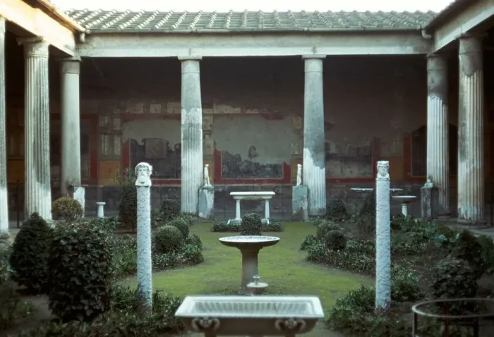 Framed Print : The house of the Vettii in Pompeii, 1st century Framed Print : The house of the Vettii in Pompeii, 1st century