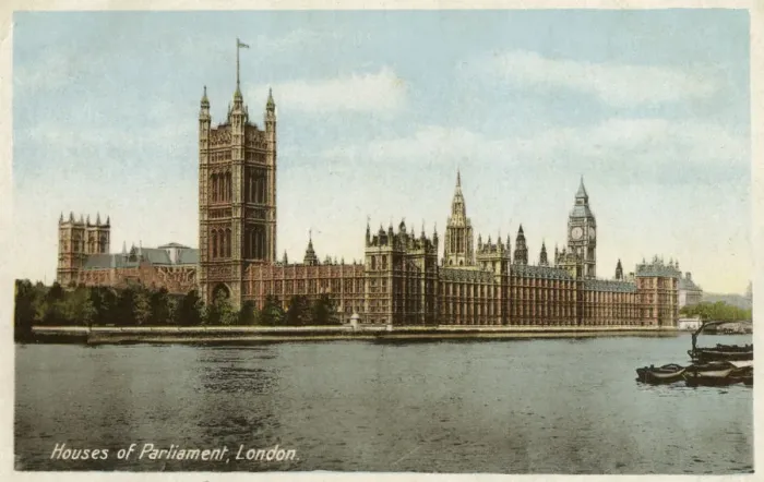 Framed Print : Houses of Parliament, Westminster, London, 20th century Framed Print : Houses of Parliament, Westminster, London, 20th century