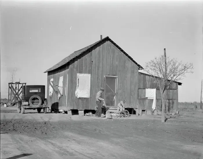 Framed Print : Housing for Oklahoma refugees, California, 1936. Creator: Dorothea Lange Framed Print : Housing for Oklahoma refugees, California, 1936. Creator: Dorothea Lange