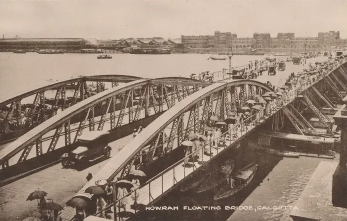 Framed Print : Howrah Floating Bridge, Calcutta, c1905 Framed Print : Howrah Floating Bridge, Calcutta, c1905