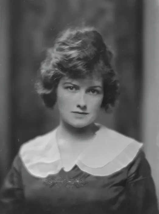 Framed Print : Huber, J.C. Mrs. portrait photograph, 1916 May 8. Creator: Arnold Genthe Framed Print : Huber, J.C. Mrs. portrait photograph, 1916 May 8. Creator: Arnold Genthe