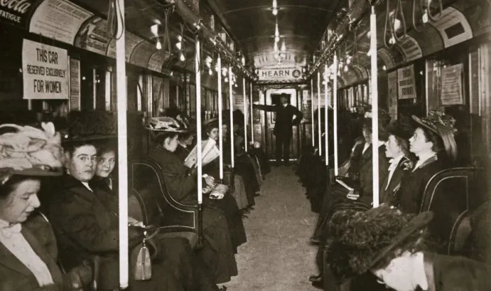 Framed Print : Hudson River subway train, New York, USA, c1901. Artist: Edwin Levick Framed Print : Hudson River subway train, New York, USA, c1901. Artist: Edwin Levick