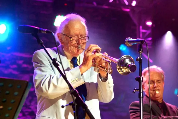 Framed Print : Humphrey Lyttelton, Brecon Jazz Festival, Powys, Wales, 2007. Artist: Brian O Connor Framed Print : Humphrey Lyttelton, Brecon Jazz Festival, Powys, Wales, 2007. Artist: Brian O Connor