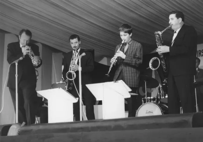 Framed Print : Humphrey Lyttleton, All Sax Band, Richmond Jazz Festival, London, 1963 Framed Print : Humphrey Lyttleton, All Sax Band, Richmond Jazz Festival, London, 1963