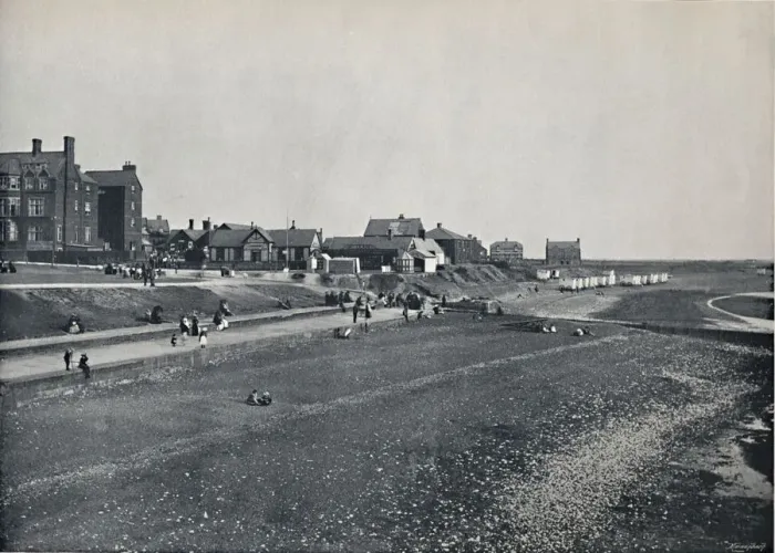Framed Print : Hunstanton - The Front and Beach, 1895 Framed Print : Hunstanton - The Front and Beach, 1895