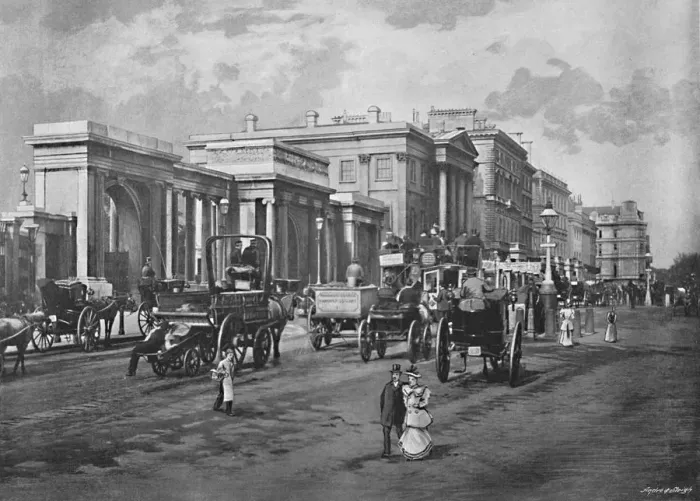 Framed Print : Hyde Park Corner, c1896. Artist: Frith & Co Framed Print : Hyde Park Corner, c1896. Artist: Frith & Co