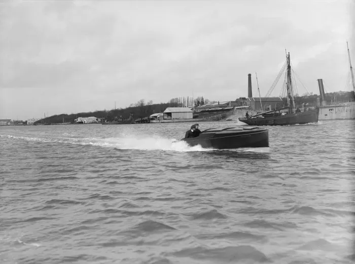 Framed Print : The hydroplane Angela II, 1913. Creator: Kirk & Sons of Cowes Framed Print : The hydroplane Angela II, 1913. Creator: Kirk & Sons of Cowes