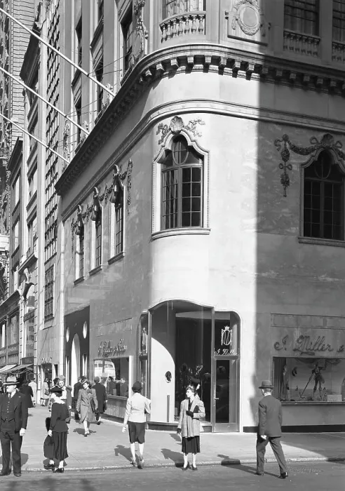 Framed Print : I. Miller shoe store, business at 5th Ave and 54th St. New York City, 1939. Creator: Gottscho-Schleisner, Inc Framed Print : I. Miller shoe store, business at 5th Ave and 54th St. New York City, 1939. Creator: Gottscho-Schleisner, Inc