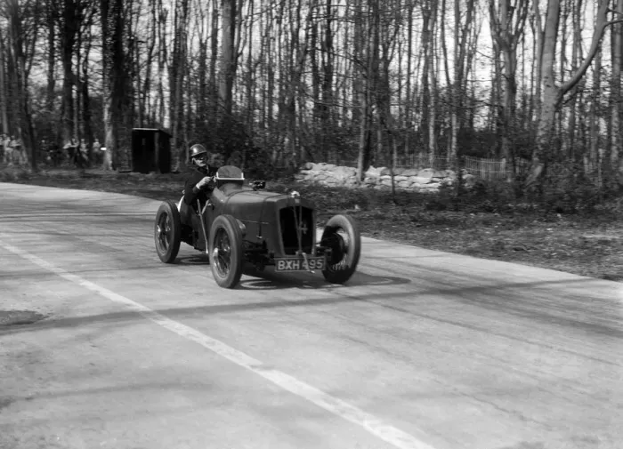 Framed Print : Ian Connells Vale Special racing at Donington Park, Leicestershire, 1935. Artist: Bill Brunell Framed Print : Ian Connells Vale Special racing at Donington Park, Leicestershire, 1935. Artist: Bill Brunell