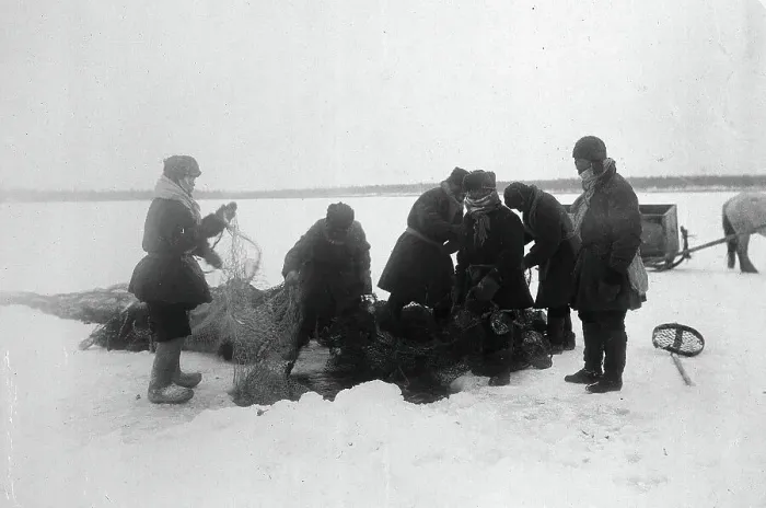 Framed Print : Ice fishing, 1890. Creator: Unknown Framed Print : Ice fishing, 1890. Creator: Unknown