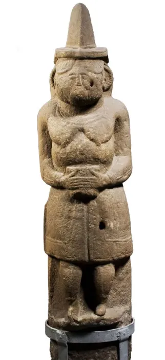 Framed Print : Idol or Stone woman (kamennaya baba), 12th century. Artist: Anthropomorphic stelaes Framed Print : Idol or Stone woman (kamennaya baba), 12th century. Artist: Anthropomorphic stelaes