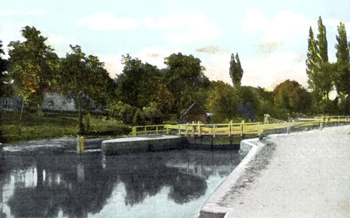 Framed Print : Iffley Lock, 20th Century Framed Print : Iffley Lock, 20th Century