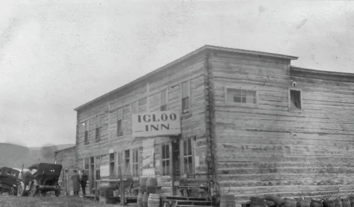 Framed Print : Igloo Inn, between c1900 and 1916. Creator: Unknown Framed Print : Igloo Inn, between c1900 and 1916. Creator: Unknown