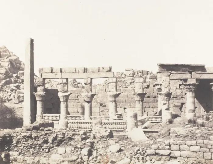 Framed Print : Ile de Fileh (Philae), edifice du Sud et Partie de la Colonnade Occiden Framed Print : Ile de Fileh (Philae), edifice du Sud et Partie de la Colonnade Occiden
