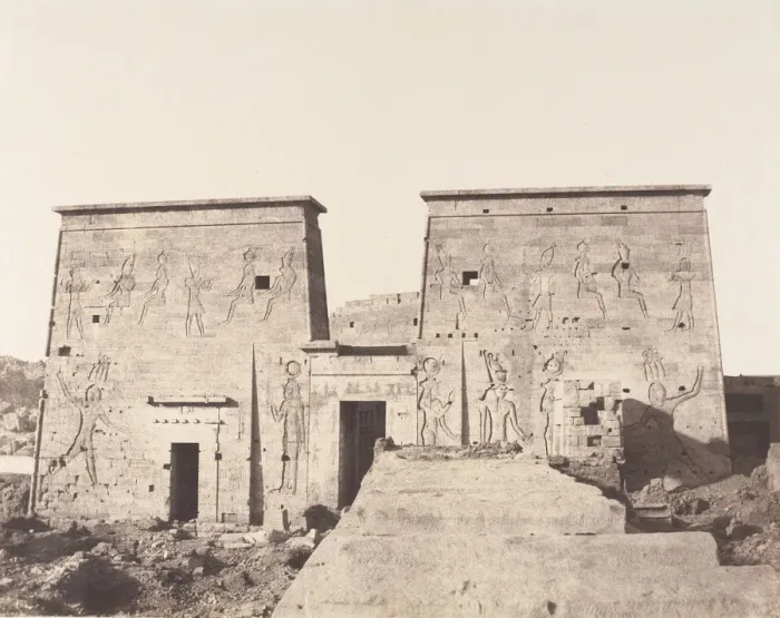 Framed Print : Ile de Fileh (Philae), Premier Pylone - Vue Prise de la Plate-Forme de Framed Print : Ile de Fileh (Philae), Premier Pylone - Vue Prise de la Plate-Forme de