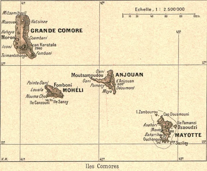 Framed Print : Iles Comores; Iles Africaines de la mer des Indes, 1914. Creator: Unknown Framed Print : Iles Comores; Iles Africaines de la mer des Indes, 1914. Creator: Unknown