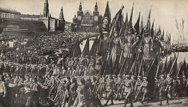 Illustration from USSR Builds Socialism, 1933. Creator: Lissitzky, El (1890-1941)