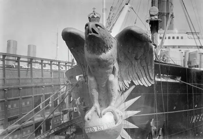 Framed Print : IMPERATOR - figurehead, between c1910 and 1914. Creator: Bain News Service Framed Print : IMPERATOR - figurehead, between c1910 and 1914. Creator: Bain News Service