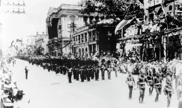 Framed Print : Imperial troops marching down Queen Street, Brisbane, Queensland, 1901. Creator: Unknown Framed Print : Imperial troops marching down Queen Street, Brisbane, Queensland, 1901. Creator: Unknown