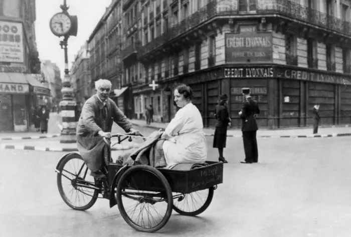 Framed Print : Improvised bicycle vehicle, German-occupied Paris, 1940-1944 Framed Print : Improvised bicycle vehicle, German-occupied Paris, 1940-1944