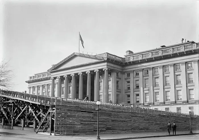 Framed Print : Inaugural Stands - Southeast Corner of Treasury, 1913. Creator: Harris & Ewing. Inaugural Stands - Southeast Corner of Treasury, 1913. Creator: Harris & Ewing Framed Print : Inaugural Stands - Southeast Corner of Treasury, 1913. Creator: Harris & Ewing. Inaugural Stands - Southeast Corner of Treasury, 1913. Creator: Harris & Ewing