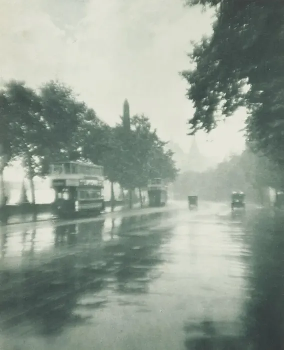 Framed Print : Inclemency - Victoria embankment. From the album: Photograph album - London, 1920s. Creator: Harry Moult Framed Print : Inclemency - Victoria embankment. From the album: Photograph album - London, 1920s. Creator: Harry Moult