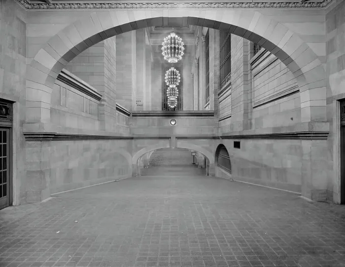 Framed Print : Incline from subway to suburban concourse, Grand Central Terminal, N.Y. Central Lines, c1910-1920. Creator: Unknown Framed Print : Incline from subway to suburban concourse, Grand Central Terminal, N.Y. Central Lines, c1910-1920. Creator: Unknown