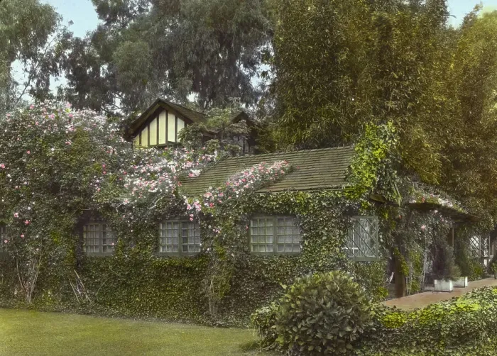 Framed Print : Inellan, Walter Douglas house, Channel Drive, Montecito, California, 1917. Creator: Frances Benjamin Johnston. Inellan, Walter Douglas house, Channel Drive, Montecito, California, 1917. Creator: Frances Benjamin Johnston Framed Print : Inellan, Walter Douglas house, Channel Drive, Montecito, California, 1917. Creator: Frances Benjamin Johnston. Inellan, Walter Douglas house, Channel Drive, Montecito, California, 1917. Creator: Frances Benjamin Johnston